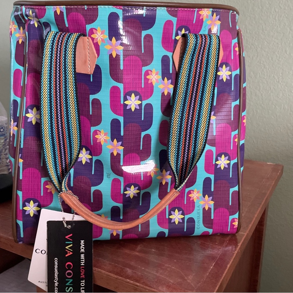 Consuela Bag , w Cactus prints . New n pretty durable .